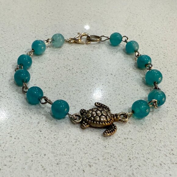 Jewelry - Beaded Turtle Charm Bracelet